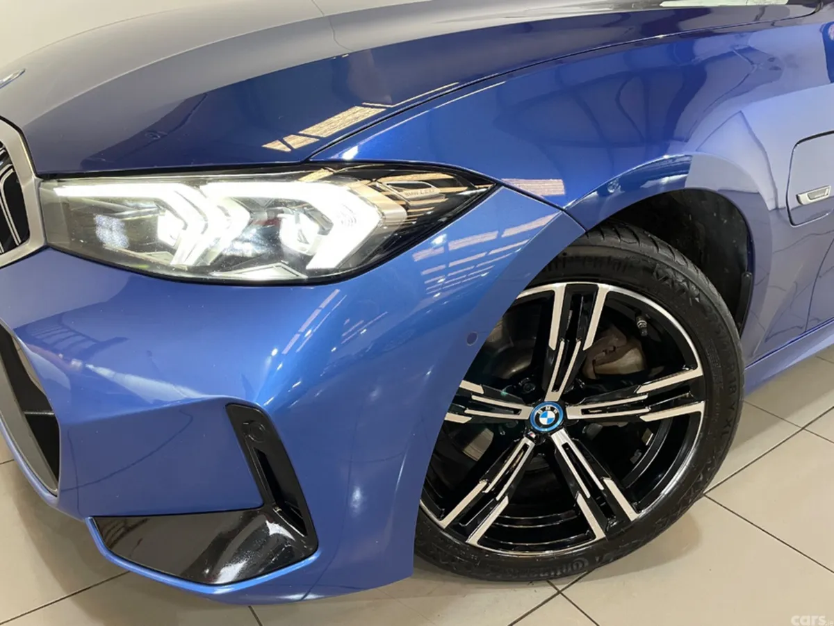 BMW 3-Series Saloon, Petrol Plug-in Hybrid, 2023, Blue