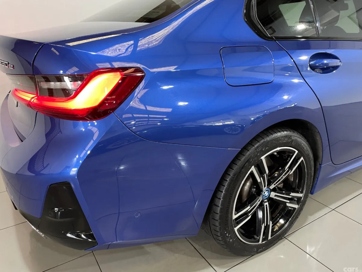 BMW 3-Series Saloon, Petrol Plug-in Hybrid, 2023, Blue