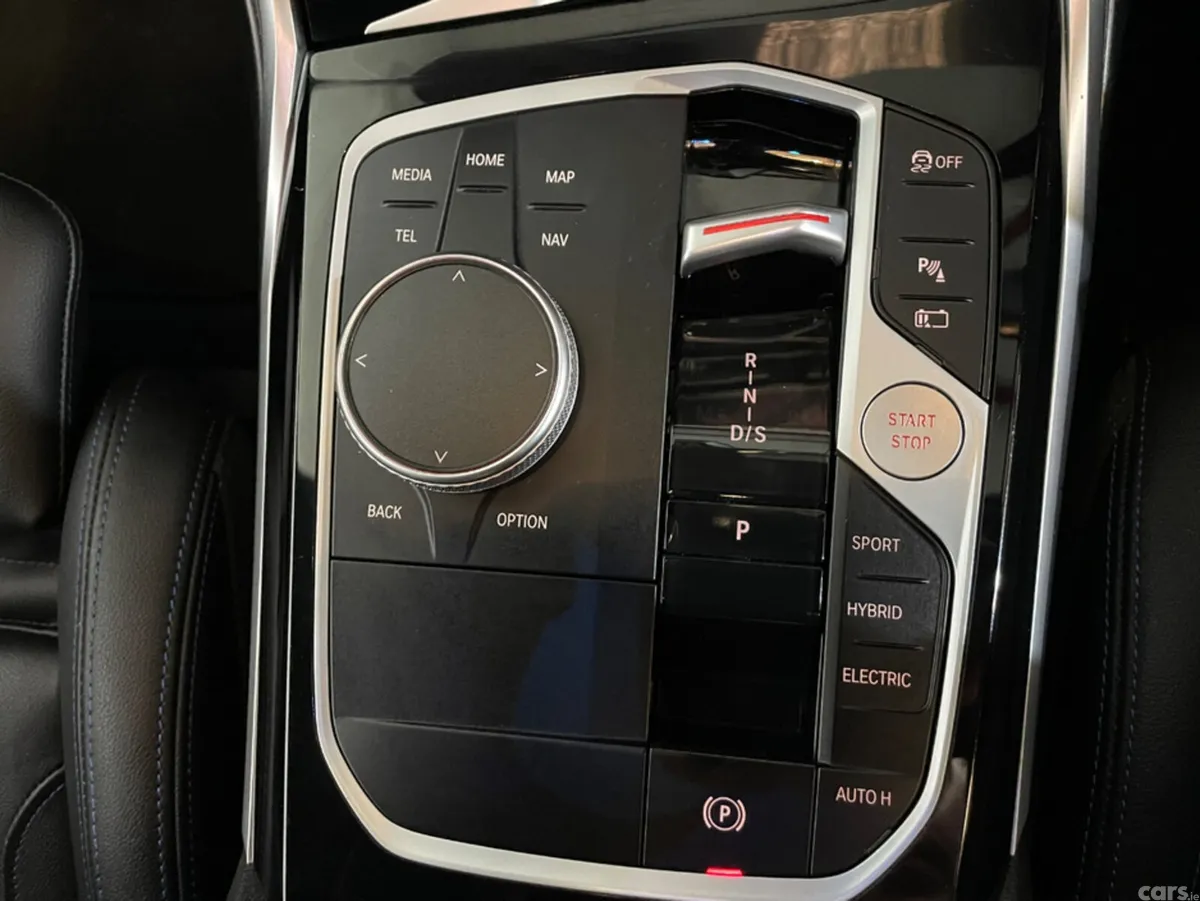 BMW 3-Series Saloon, Petrol Plug-in Hybrid, 2023, Blue