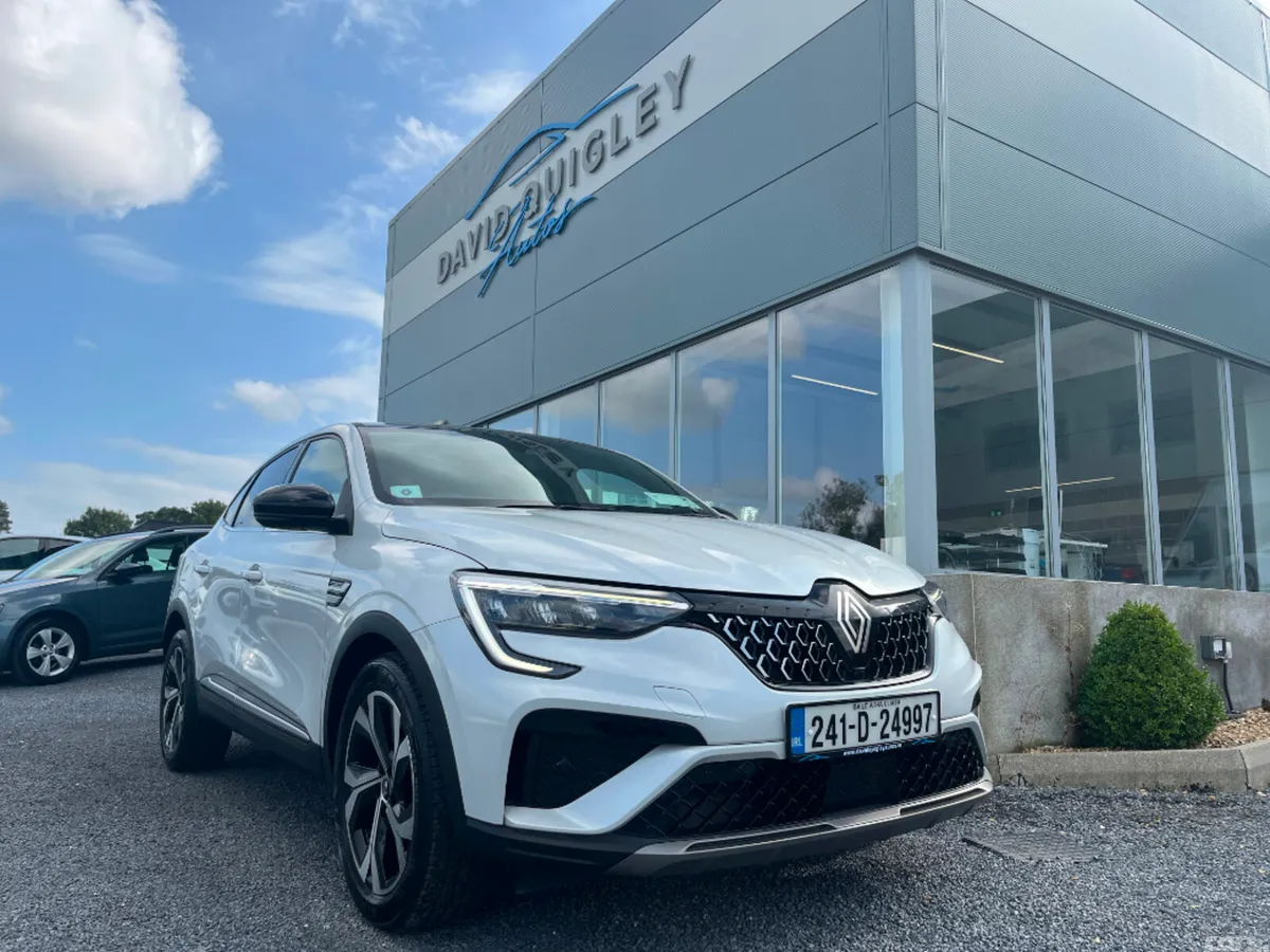 Renault Arkana SUV, Petrol, 2024, White