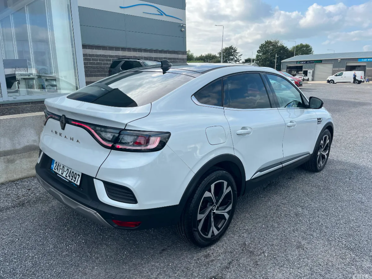 Renault Arkana SUV, Petrol, 2024, White