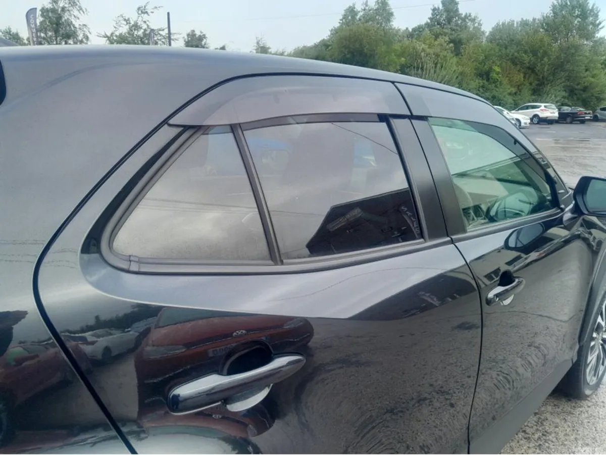 Toyota Yaris Cross SUV, Petrol Hybrid, 2023, Black