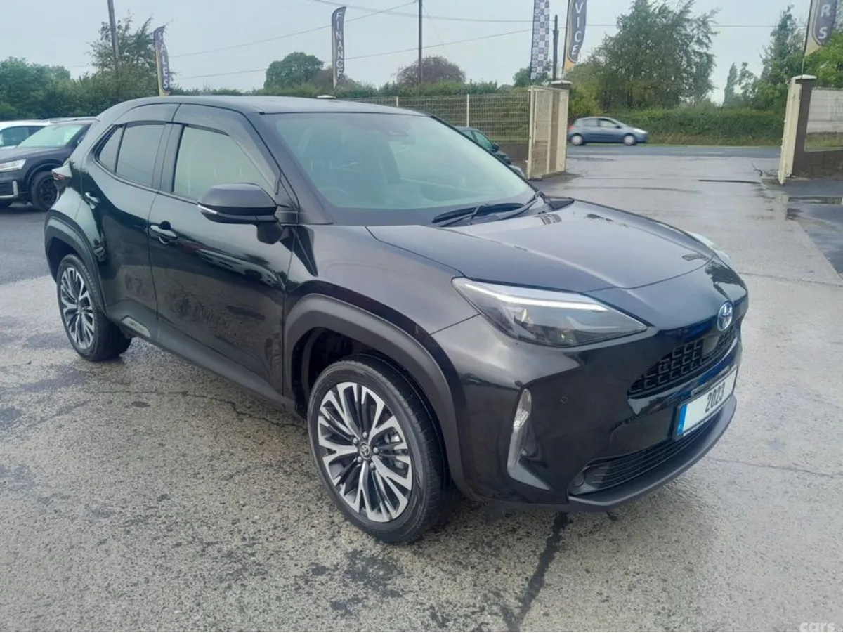Toyota Yaris Cross SUV, Petrol Hybrid, 2023, Black