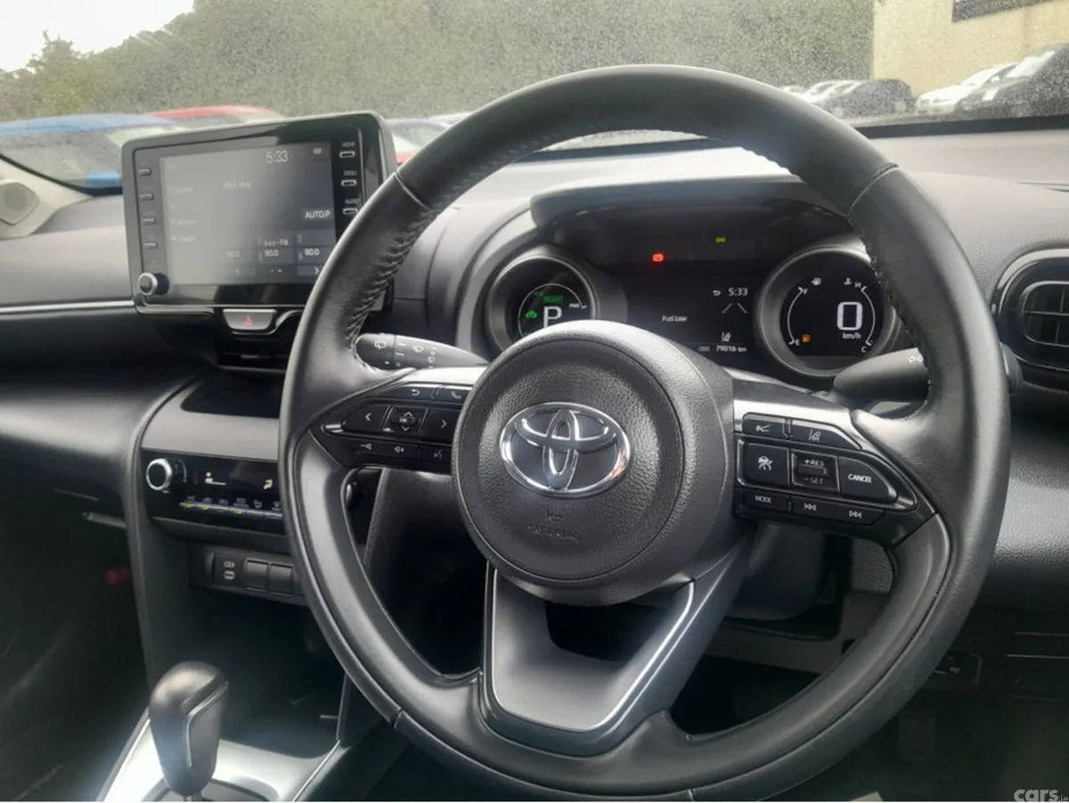 Toyota Yaris Cross SUV, Petrol Hybrid, 2023, Black