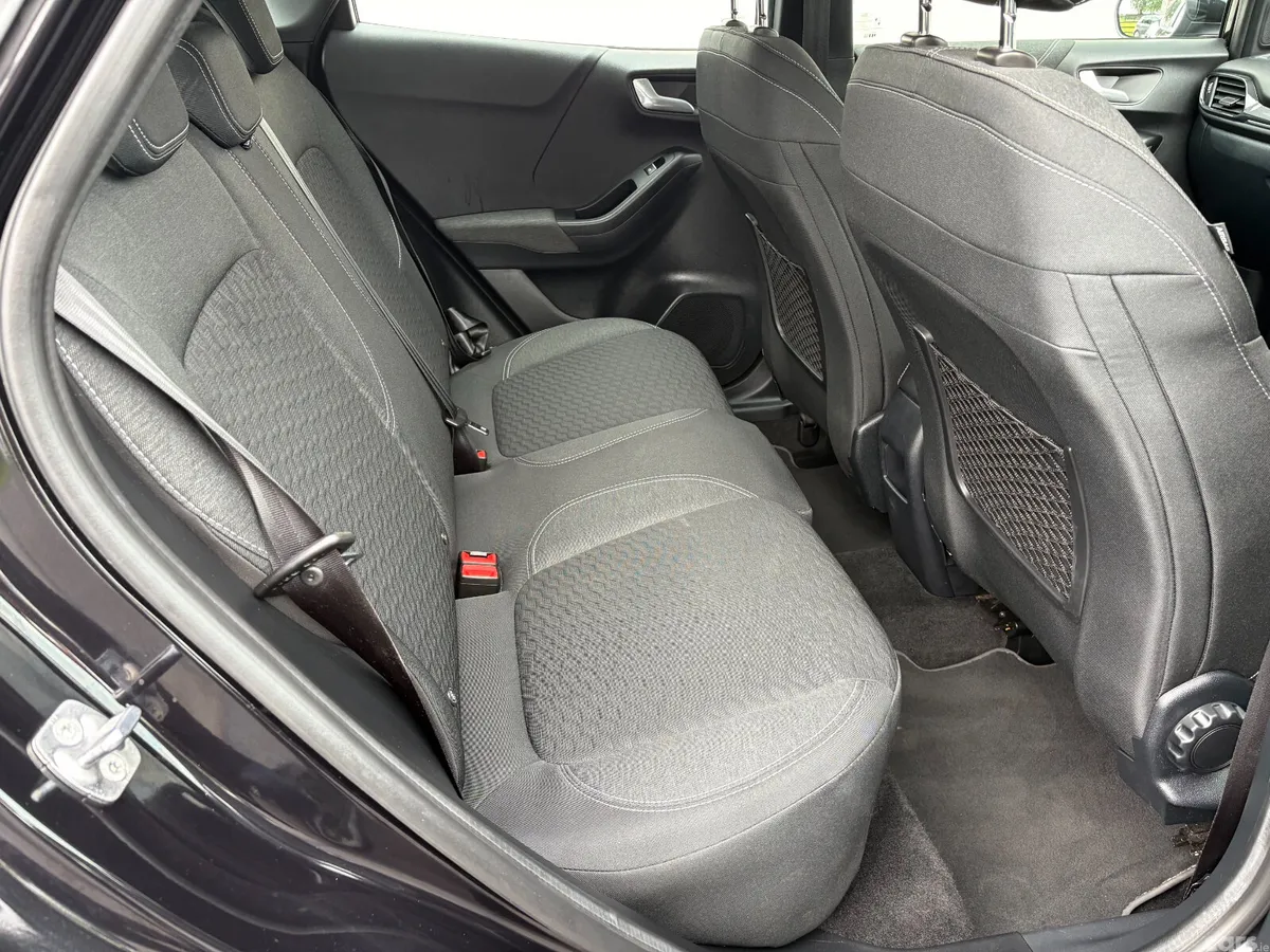 Ford Puma MPV, Petrol Hybrid, 2021, Black