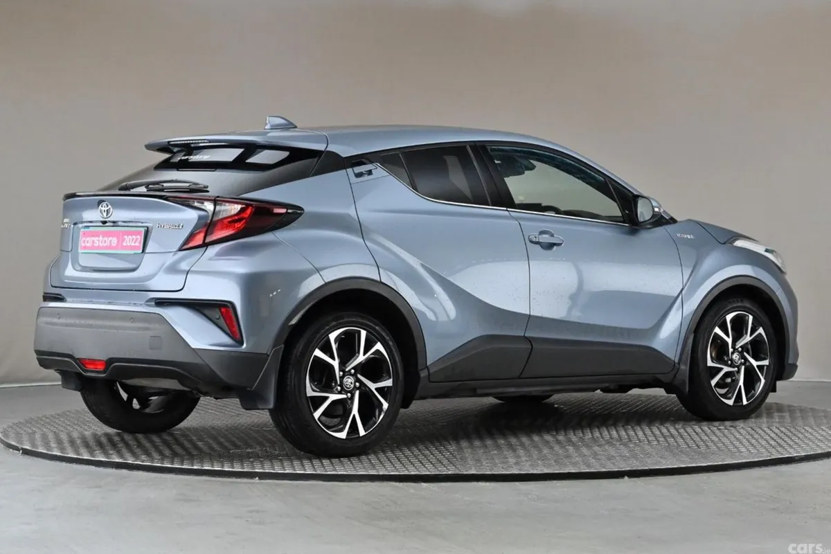 Toyota C-HR SUV, Petrol Hybrid, 2022, Grey