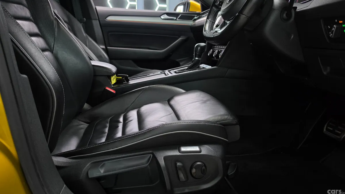 Volkswagen Arteon Saloon, Diesel, 2018, Yellow