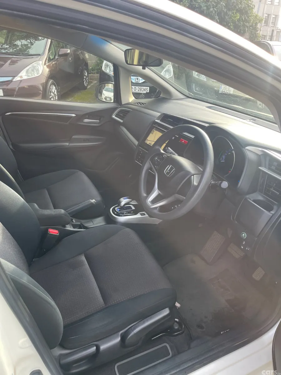 Honda Fit Hatchback, Petrol Hybrid, 2014, White