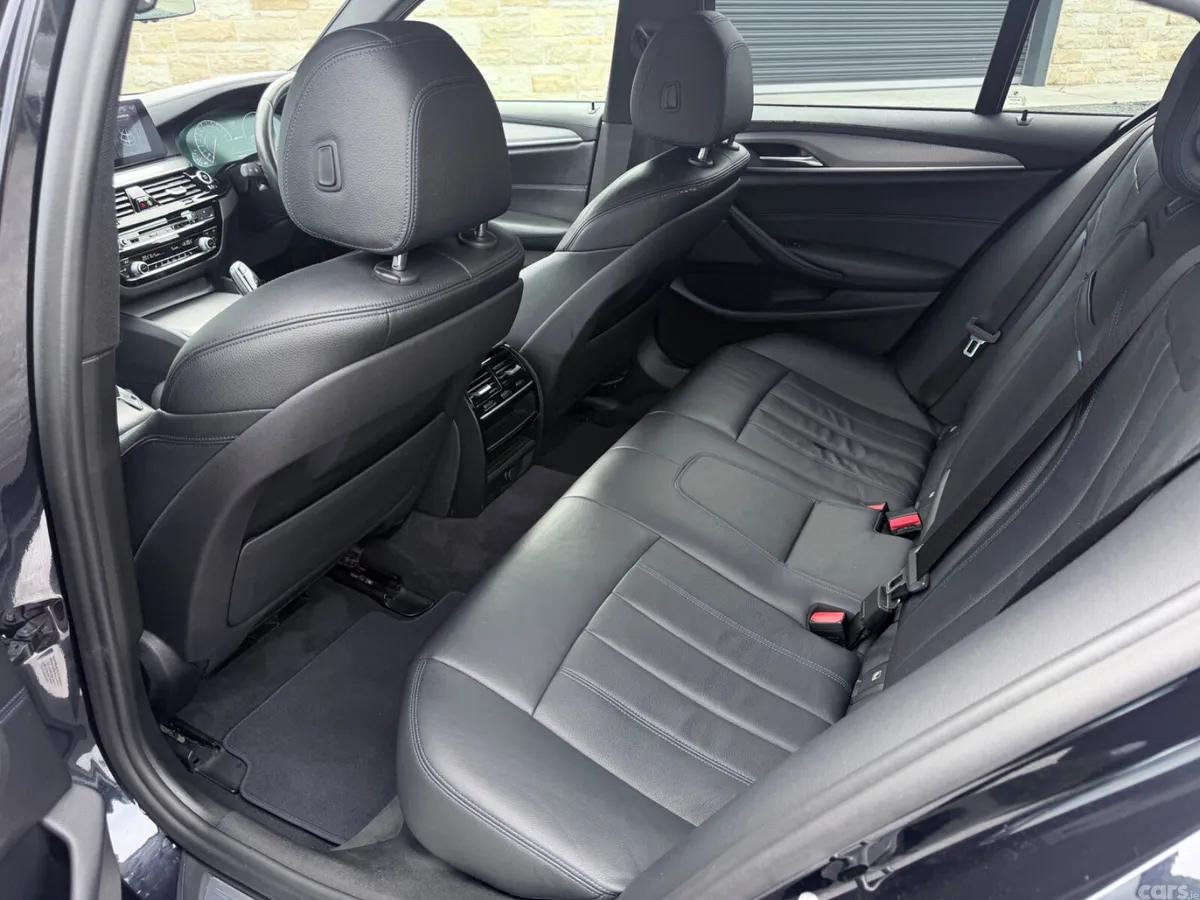 BMW 5-Series Saloon, Petrol Plug-in Hybrid, 2018, Black