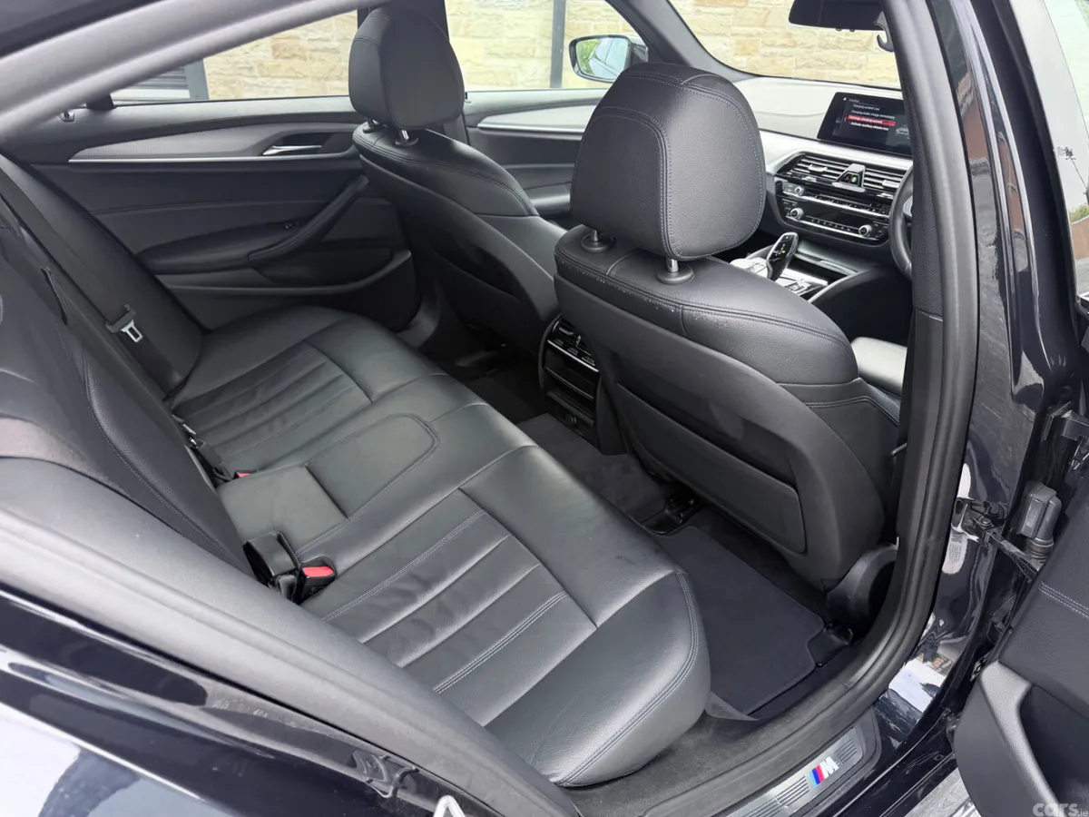 BMW 5-Series Saloon, Petrol Plug-in Hybrid, 2018, Black
