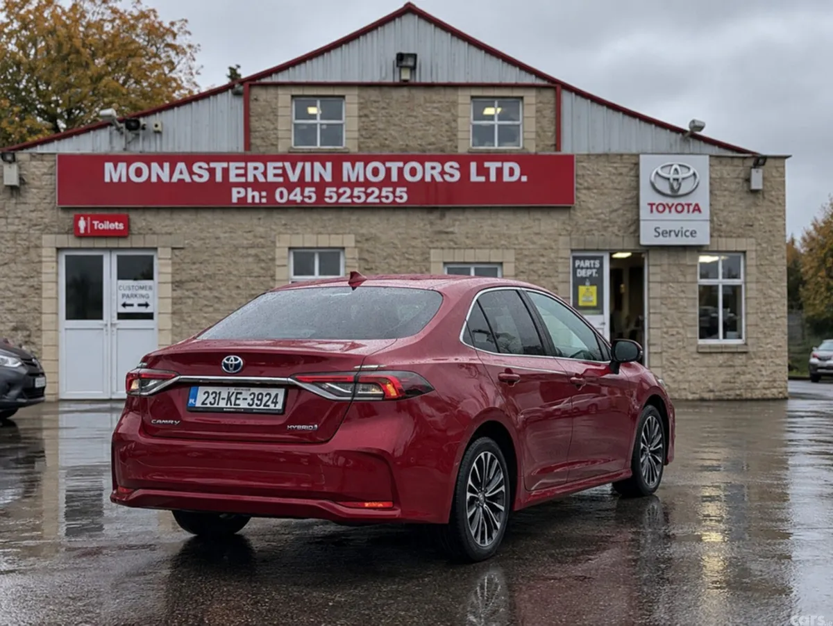 Toyota Corolla Saloon, Petrol Hybrid, 2023, Red