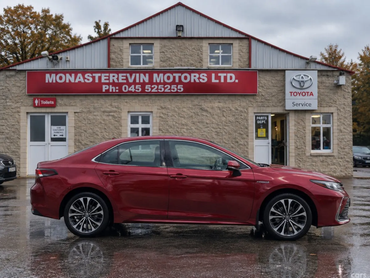 Toyota Corolla Saloon, Petrol Hybrid, 2023, Red