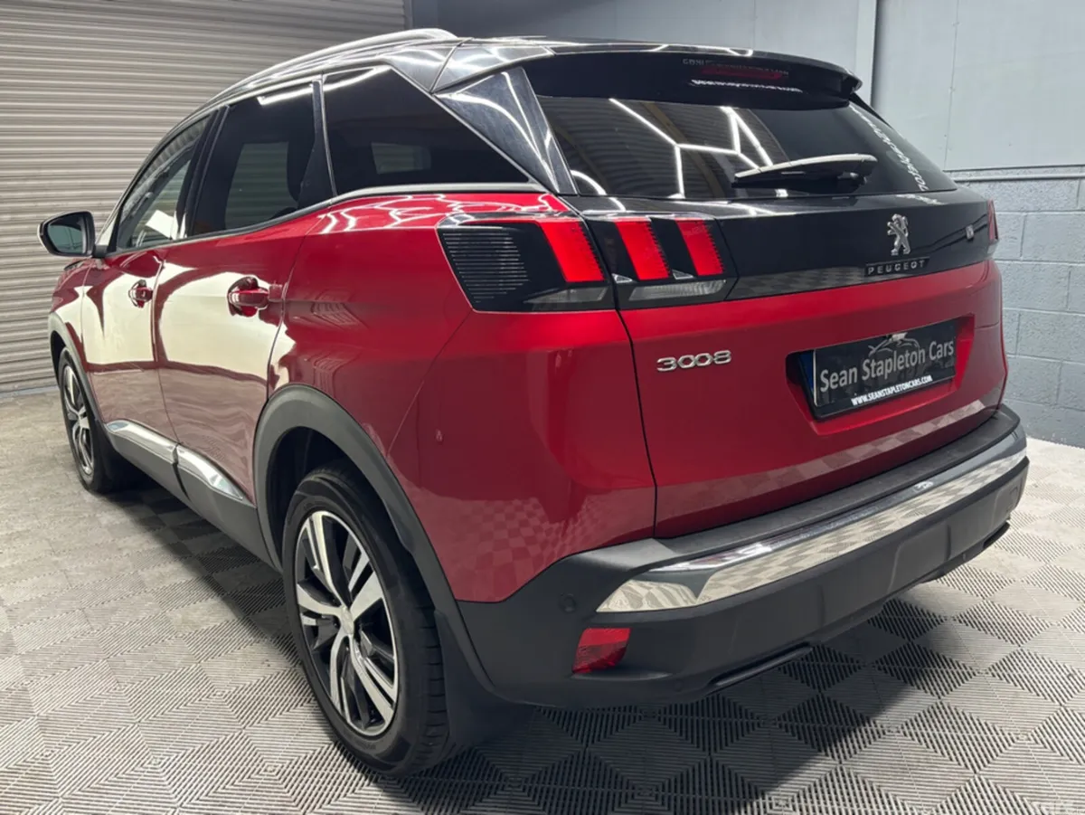 Peugeot 3008 MPV, Diesel, 2024, Red
