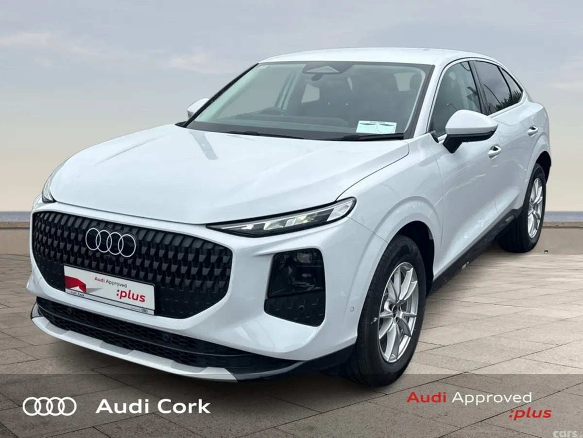 Audi Q3 Hatchback, Diesel, 2026, White