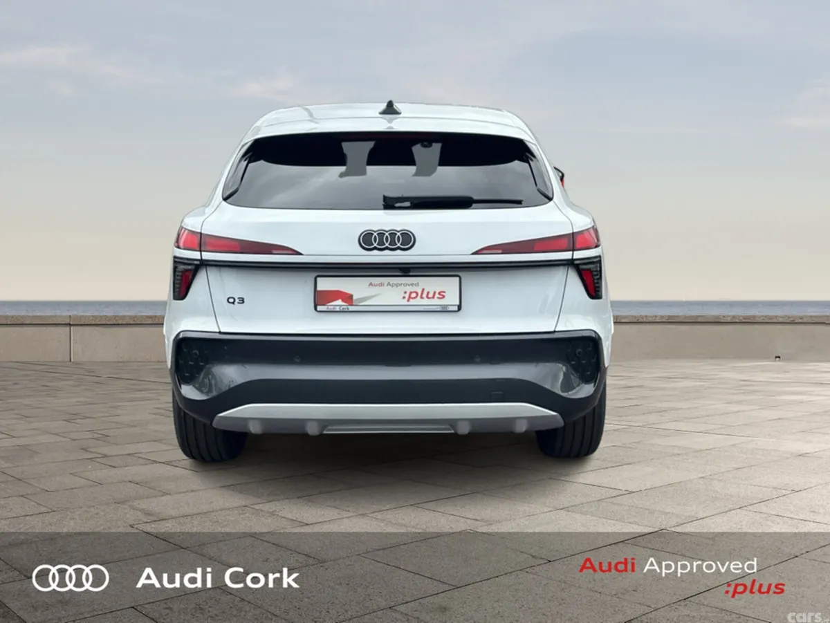 Audi Q3 Hatchback, Diesel, 2026, White