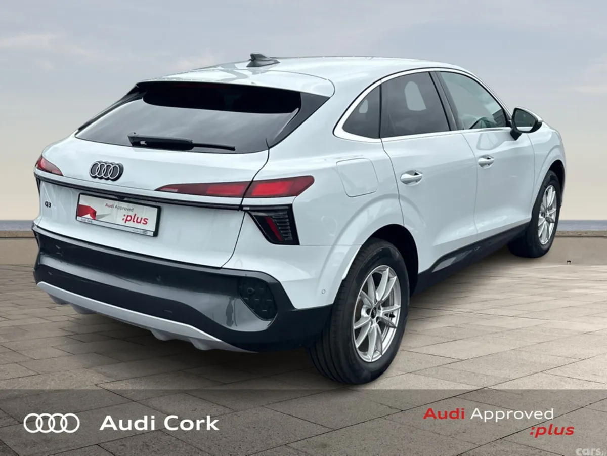 Audi Q3 Hatchback, Diesel, 2026, White