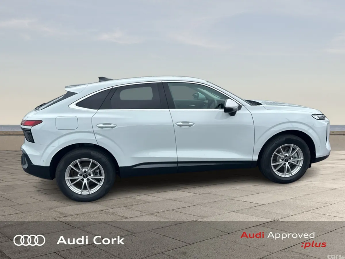 Audi Q3 Hatchback, Diesel, 2026, White