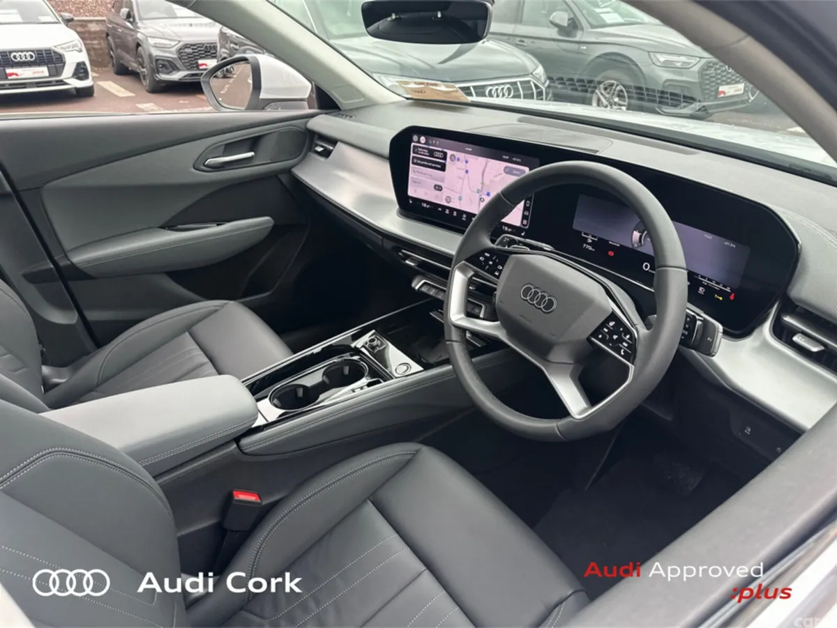 Audi Q3 Hatchback, Diesel, 2026, White
