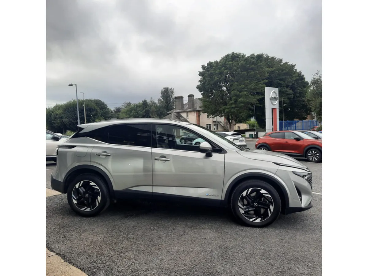 Nissan Qashqai MPV, Petrol Hybrid, 2026, Grey