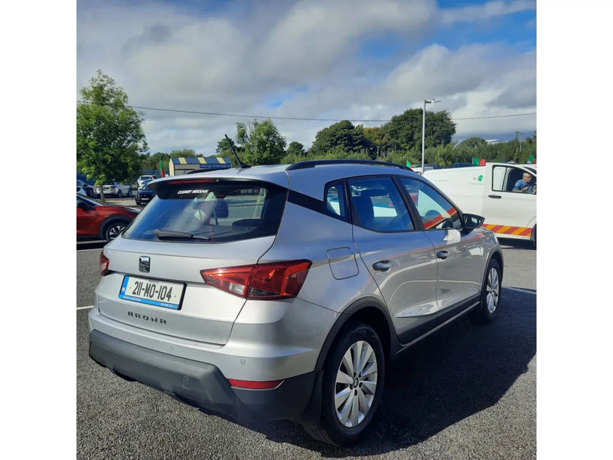 SEAT Arona Hatchback, Petrol, 2021, Grey