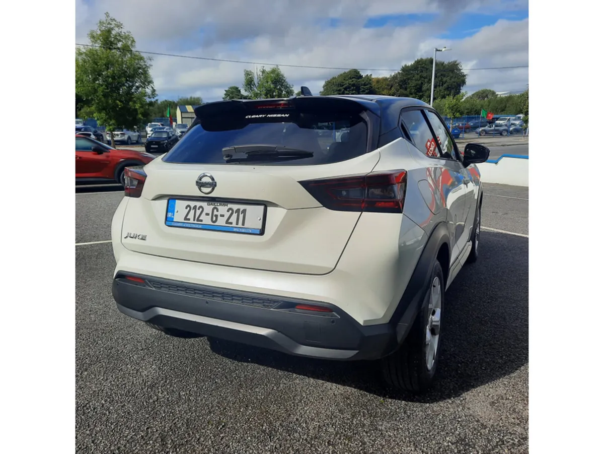 Nissan Juke MPV, Petrol, 2021, White