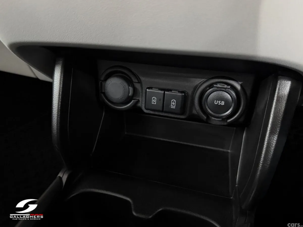 Suzuki Swift Hatchback, Petrol Hybrid, 2024, Blue