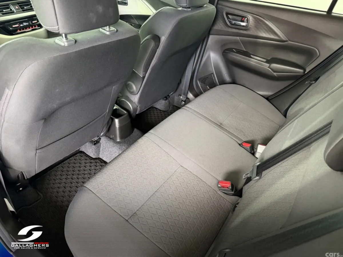 Suzuki Swift Hatchback, Petrol Hybrid, 2024, Blue