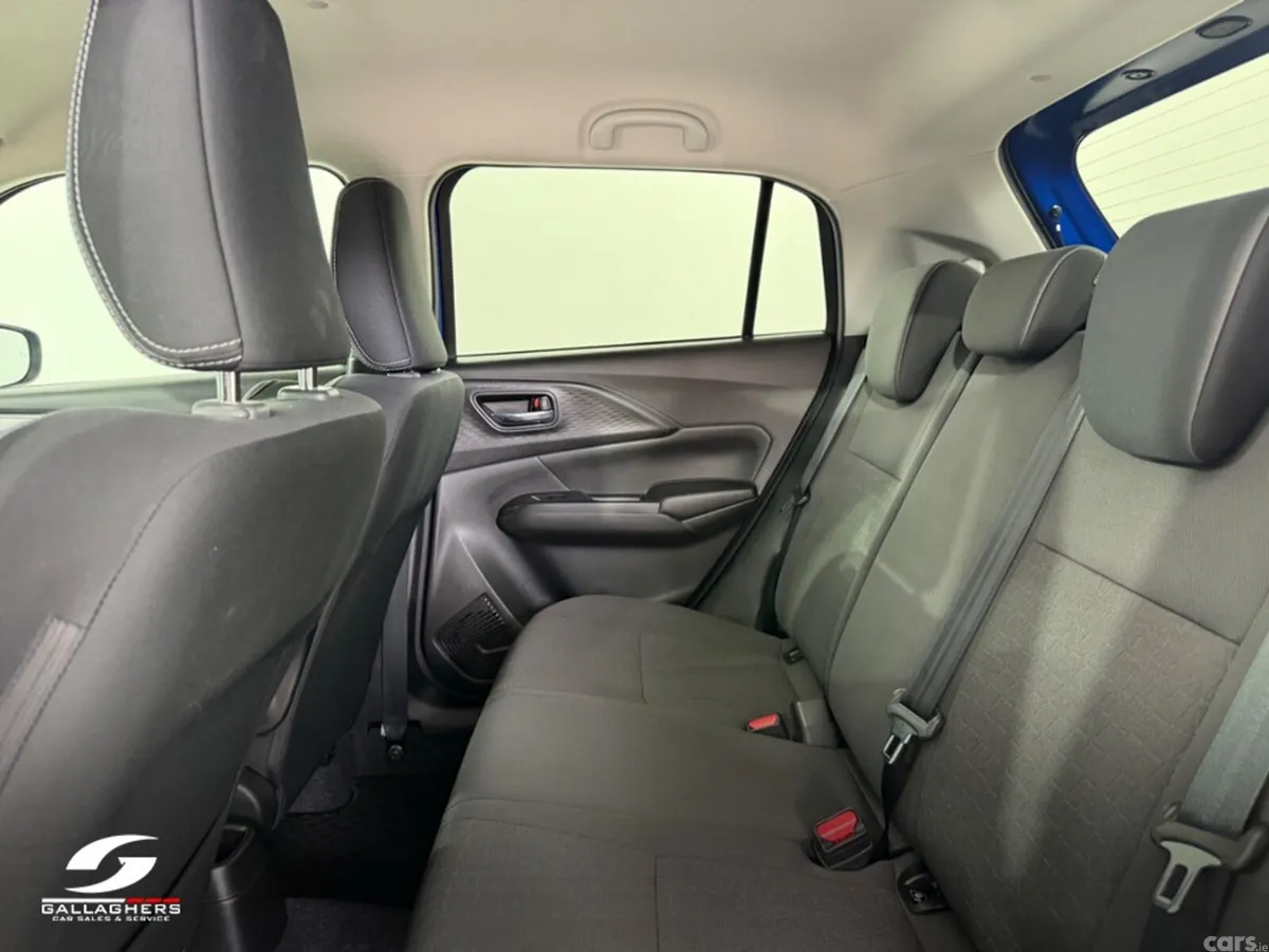 Suzuki Swift Hatchback, Petrol Hybrid, 2024, Blue