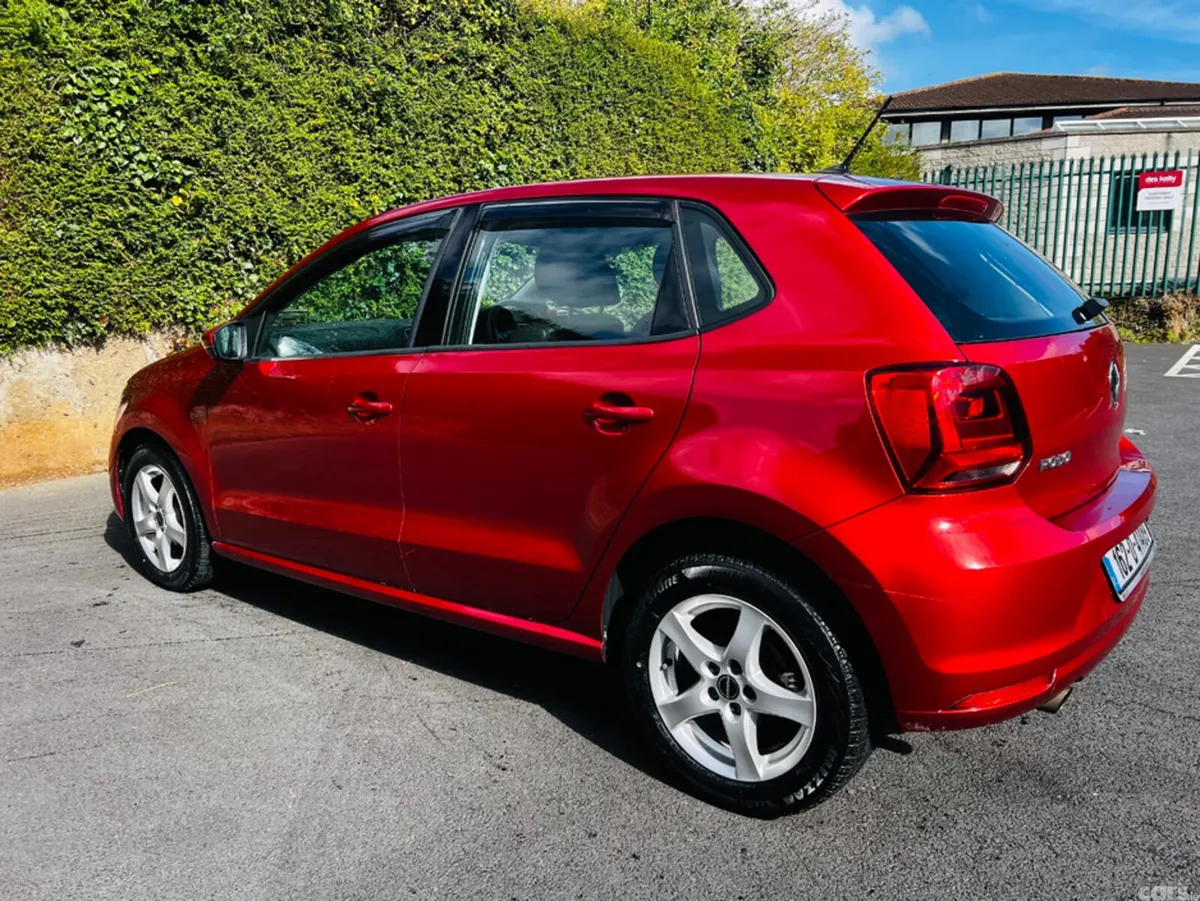 Volkswagen Polo Hatchback, Petrol, 2016, Red