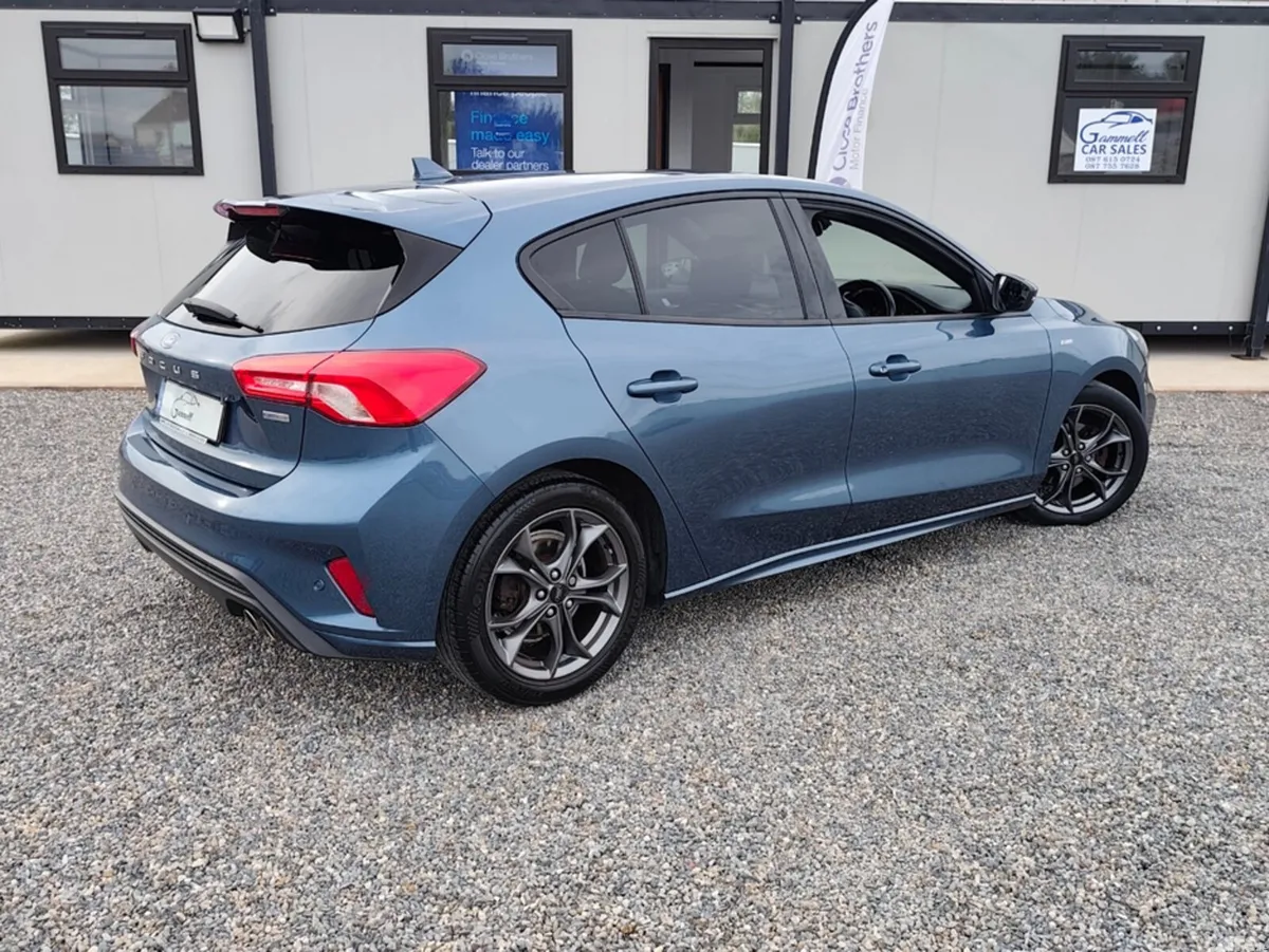 Ford Focus Hatchback, Diesel, 2018, Blue