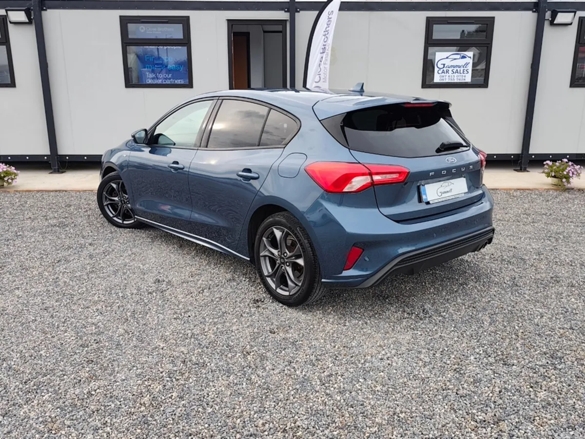 Ford Focus Hatchback, Diesel, 2018, Blue