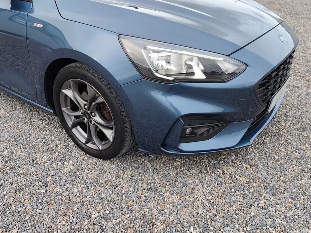 Ford Focus Hatchback, Diesel, 2018, Blue