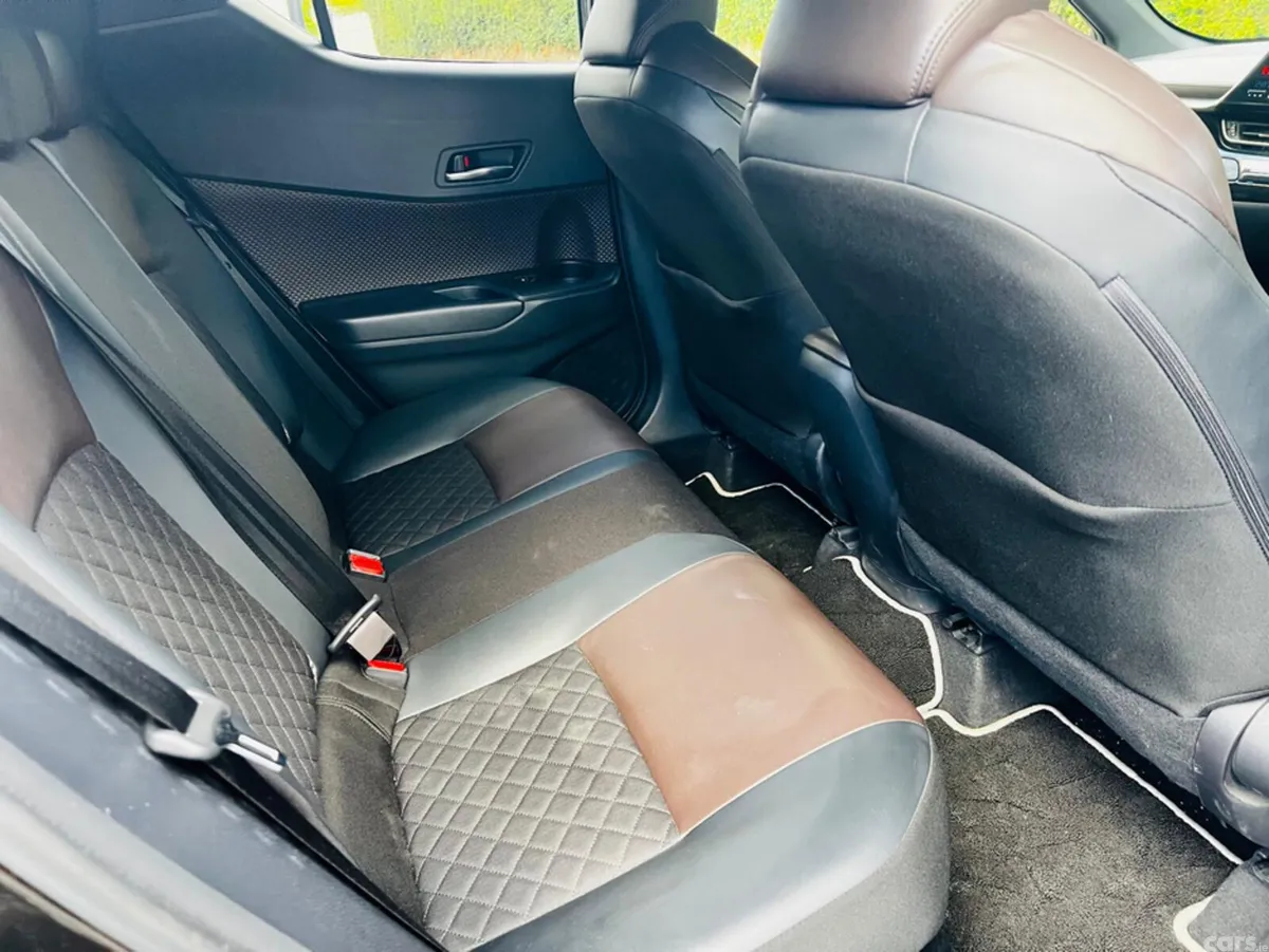 Toyota C-HR SUV, Petrol Hybrid, 2018, Black