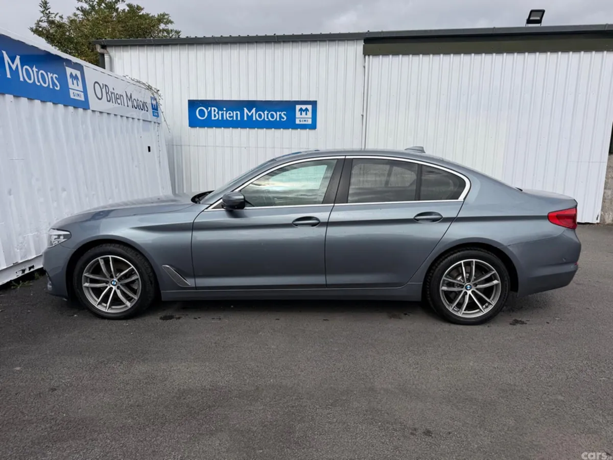 BMW 5-Series Saloon, Diesel, 2019, Blue