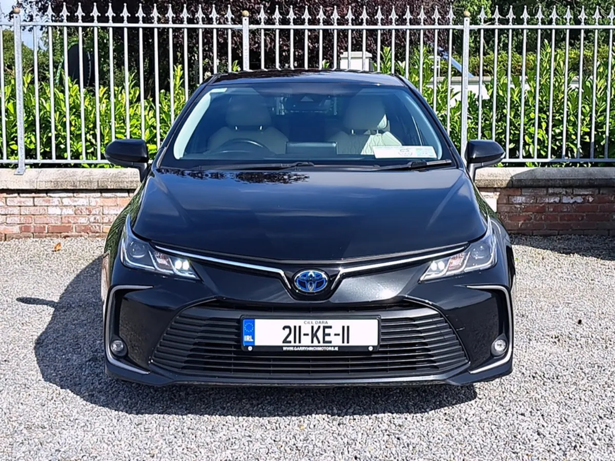 Toyota Corolla Saloon, Petrol Hybrid, 2021, Black