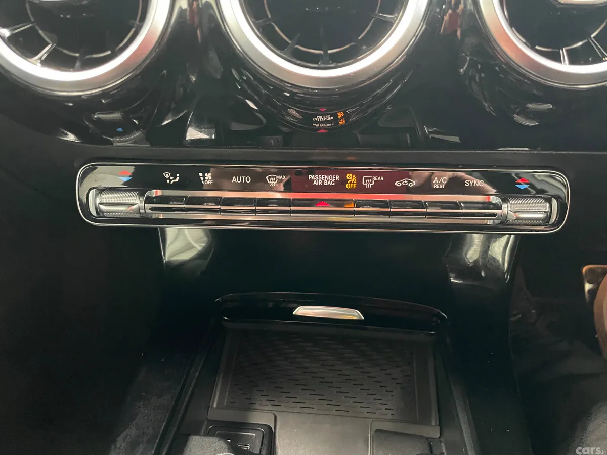 Mercedes-Benz A-Class Hatchback, Petrol, 2019, White