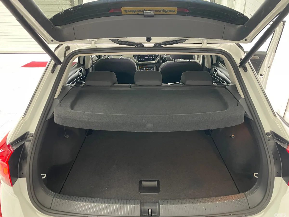 Volkswagen T-Roc Hatchback, Diesel, 2020, White