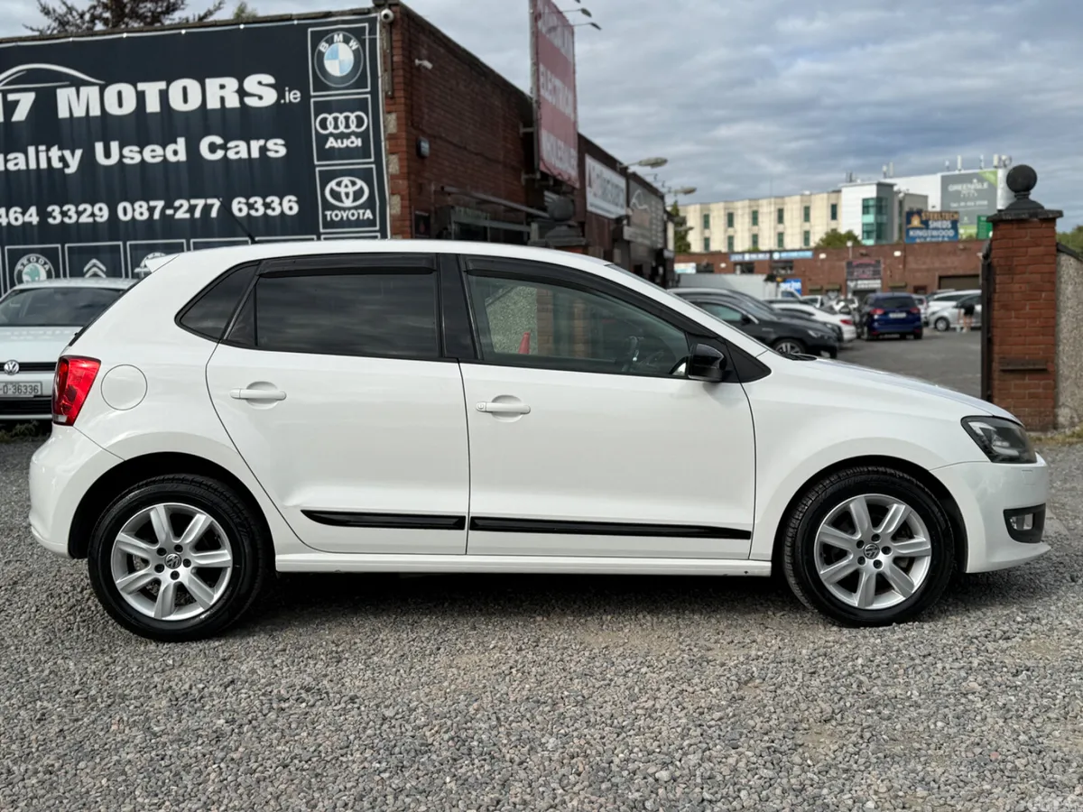 Volkswagen Polo Hatchback, Petrol, 2013, White