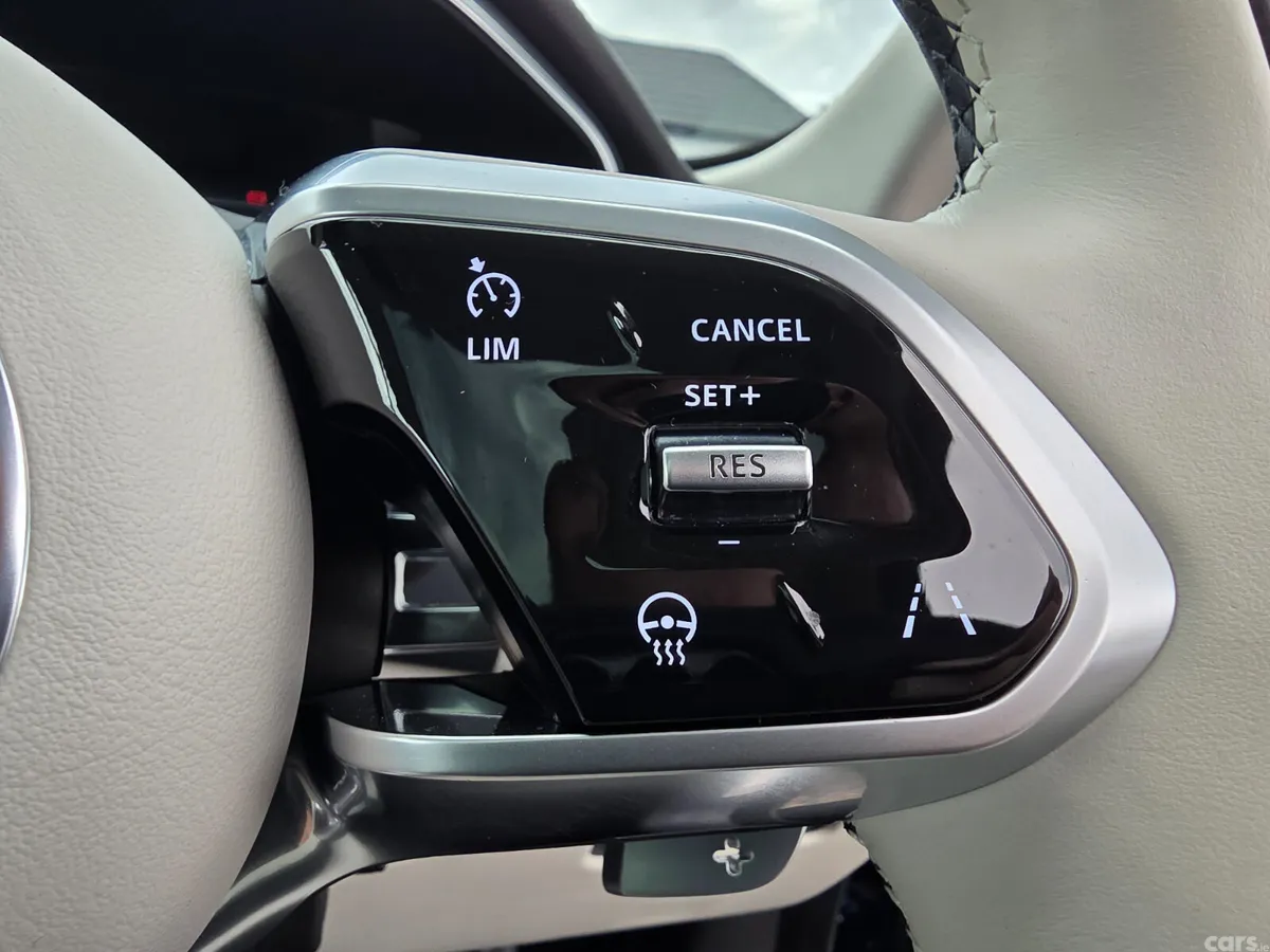 Jaguar F-Pace SUV, Petrol Plug-in Hybrid, 2022, Blue