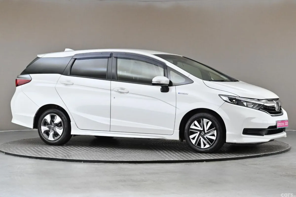 Honda Shuttle MPV, Petrol Hybrid, 2020, White