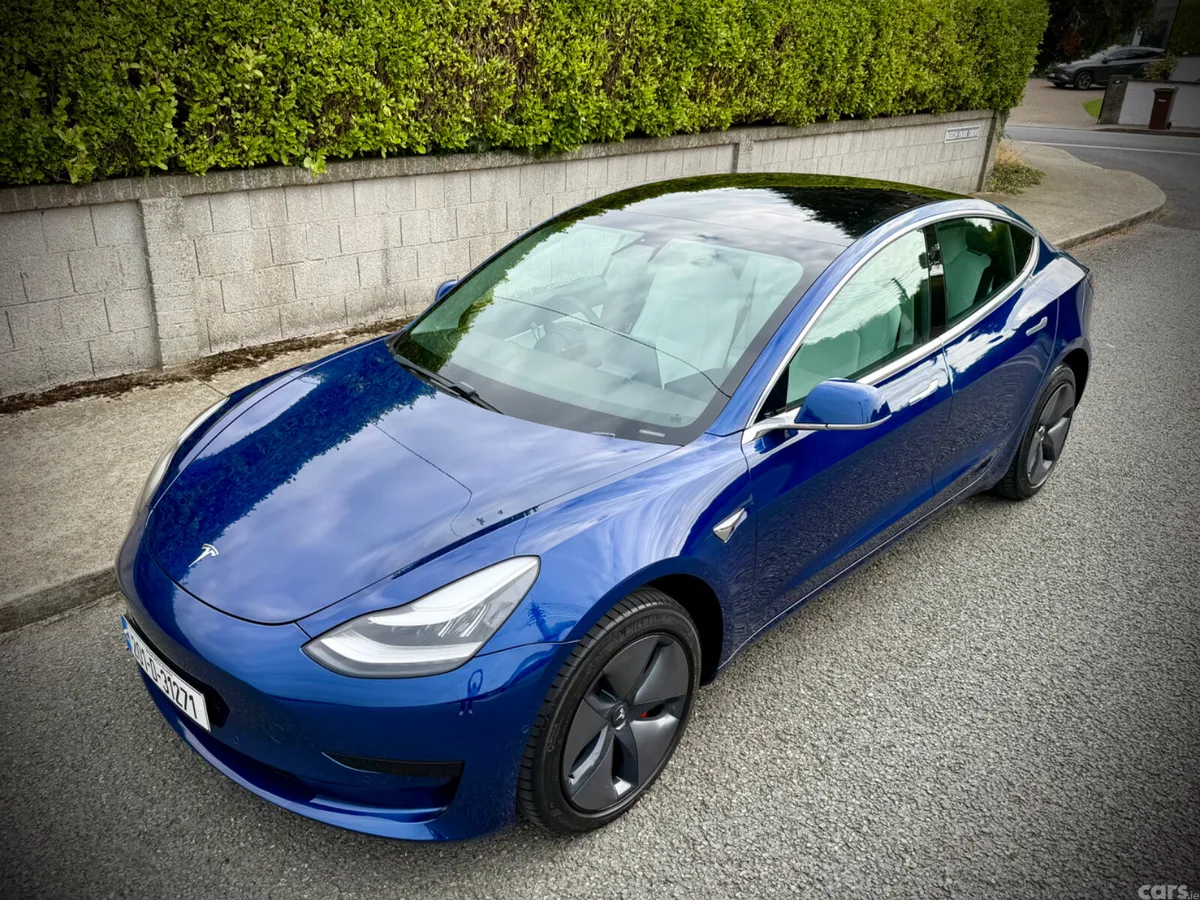Tesla Model 3 Saloon, Electric, 2020, Blue