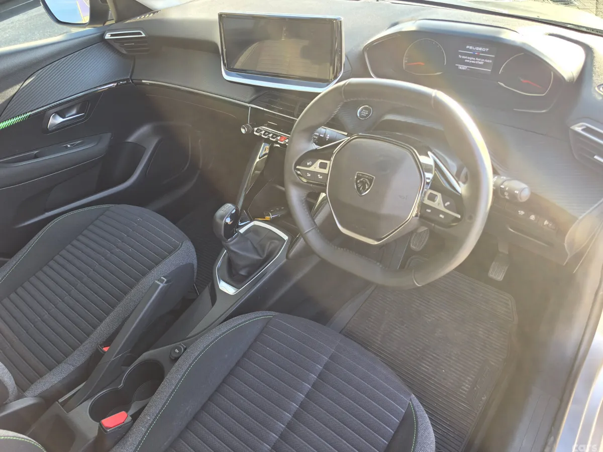 Peugeot 208 Hatchback, Petrol, 2025, Grey