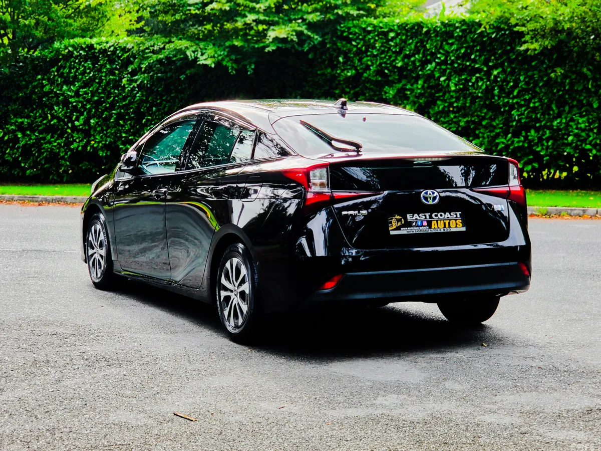 Toyota Prius Hatchback, Petrol Hybrid, 2020, Black