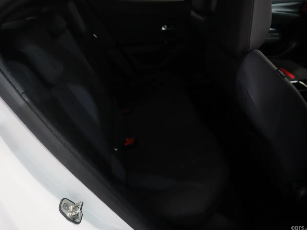 Vauxhall Mokka SUV, Electric, 2023, White