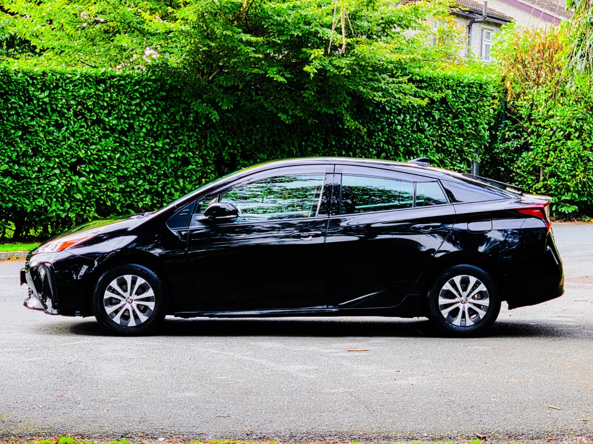 Toyota Prius Hatchback, Petrol Hybrid, 2020, Black