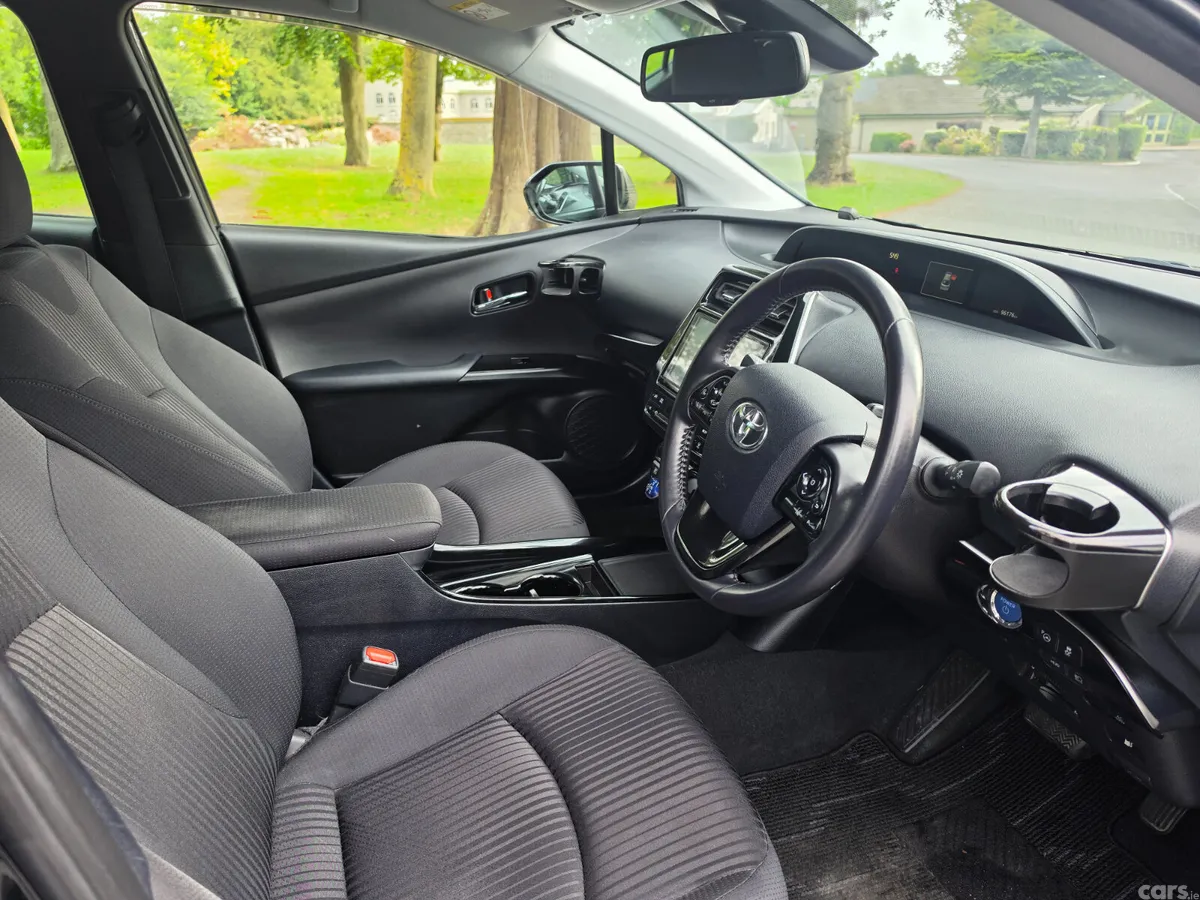 Toyota Prius Hatchback, Petrol Hybrid, 2020, Black