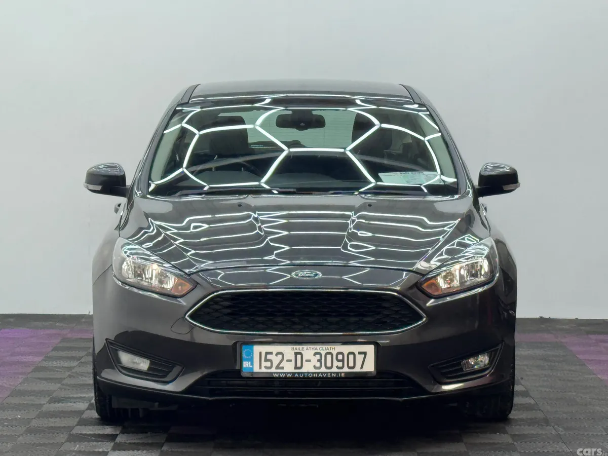 Ford Focus Hatchback, Petrol, 2015, Grey