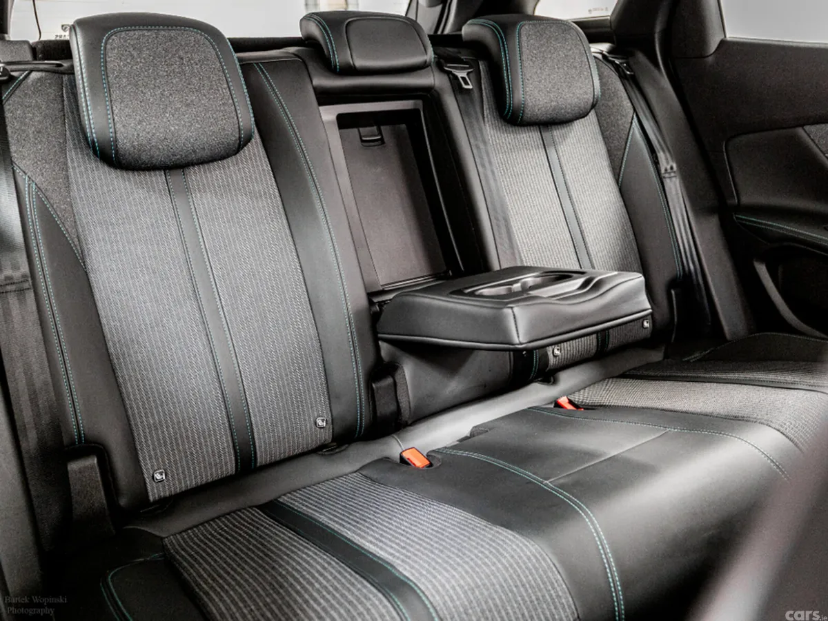 Peugeot 3008 SUV, Petrol Plug-in Hybrid, 2021, Grey