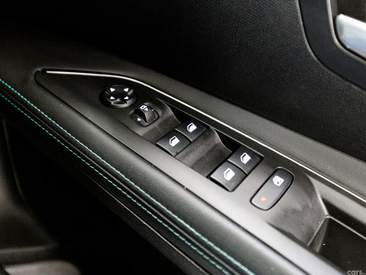 Peugeot 3008 SUV, Petrol Plug-in Hybrid, 2021, Grey