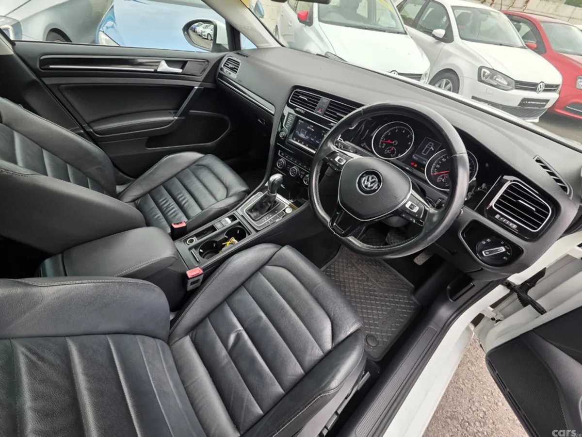 Volkswagen Golf Estate, Petrol, 2014, White